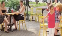 Bài học cho 'soái ca' miệng còn hơi sữa lại thích lái 'máy bay bà già'